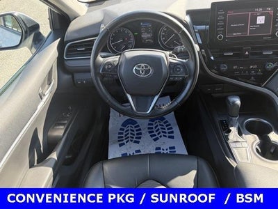 2022 Toyota Camry SE