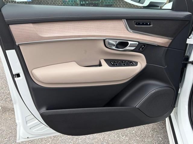 2026 Volvo XC90 Core