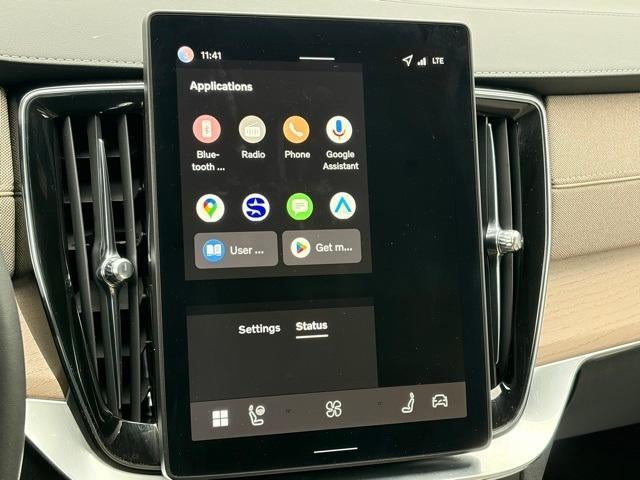 2026 Volvo XC90 Core