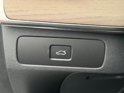 2026 Volvo XC90 Core