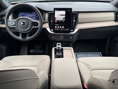 2026 Volvo XC90 Core