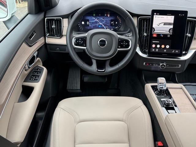 2026 Volvo XC90 Core